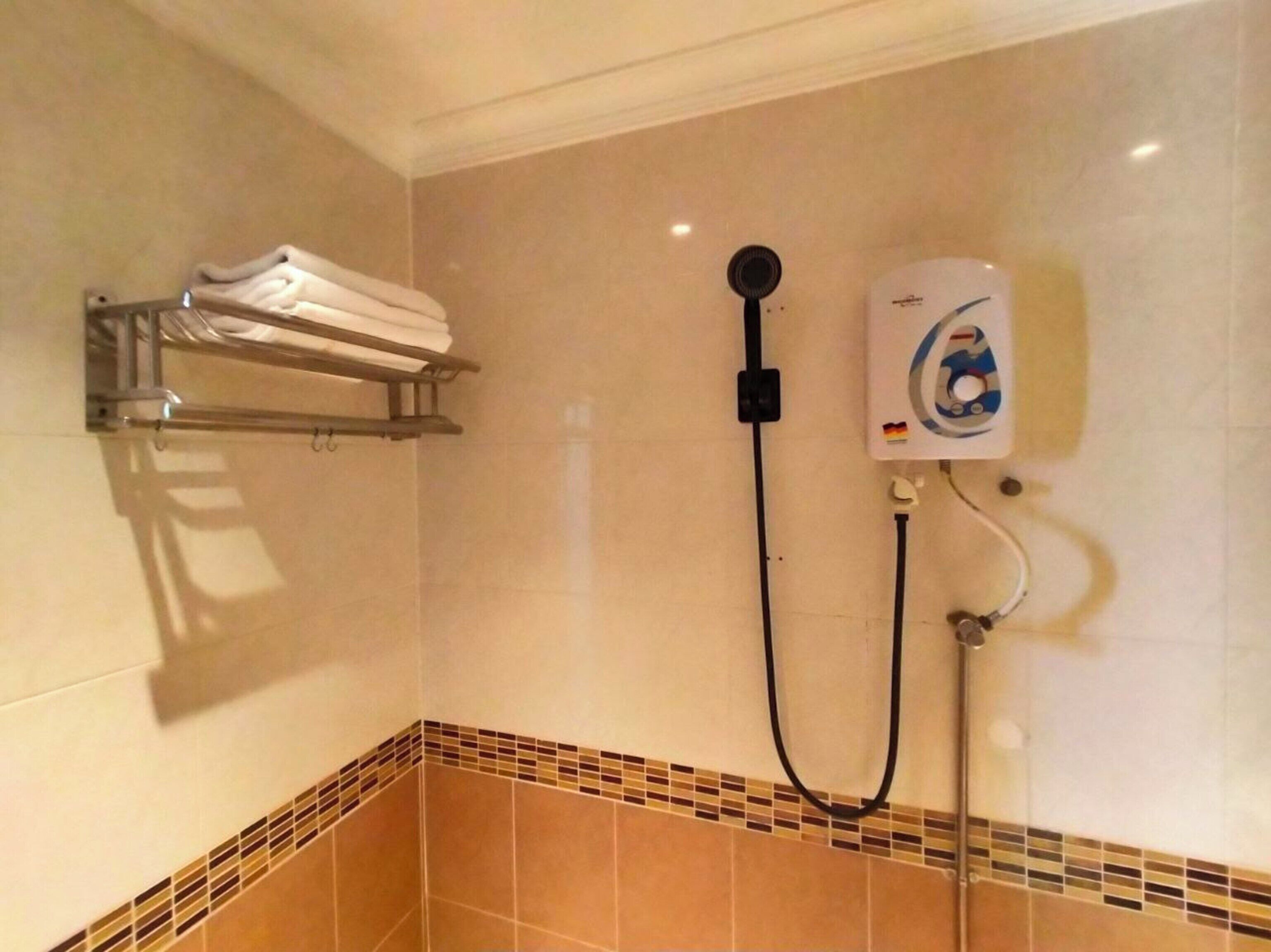 Foto - Collection O GHC Near Penang Street Art Formerly Queen City Hotel