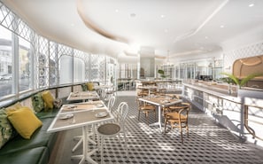 Frühstück, Mittagessen, Abendessen, asiatische Küche