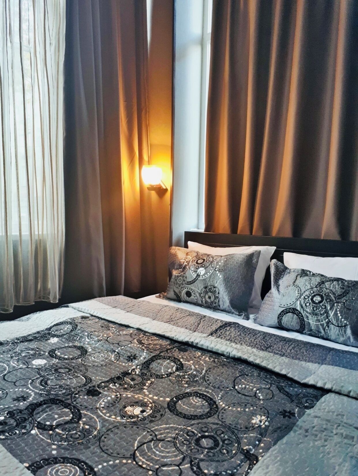 1 bedroom, iron/ironing board, Internet, bed sheets