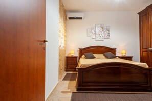 3 Schlafzimmer, Bügeleisen/Bügelbrett, kostenloses WLAN, Bettwäsche