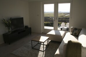 Smart TV, aparelho de som, escritórios