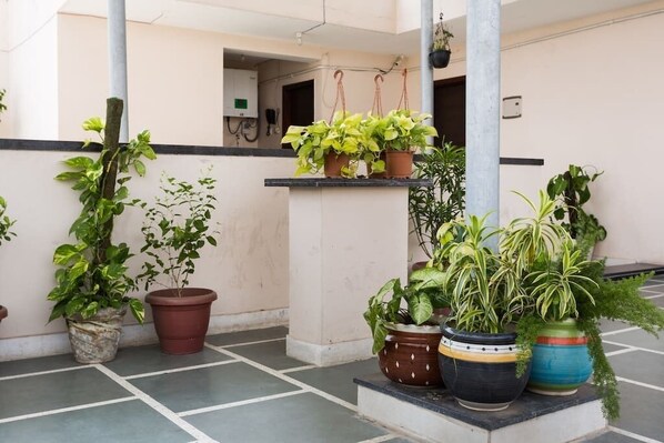 Property grounds - ACHLA PARADISE – LUXURY 2BHK APARTMENT (4 BEDS) (New Delhi)