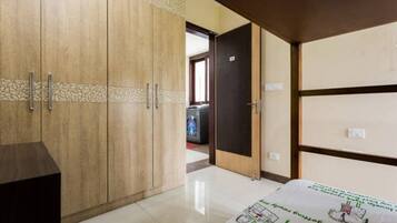 2 bedrooms