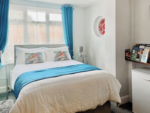 1 多间卧室、免费 WiFi、床单