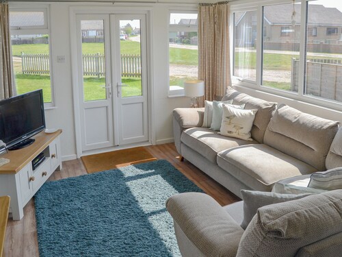 3 bedroom accommodation in Bacton, near North Walsham