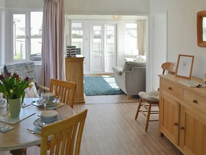 Interior - 3 bedroom accommodation in Bacton, near North Walsham (Bacton, near North Walsham)