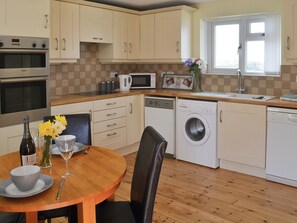 Dishwasher, high chair