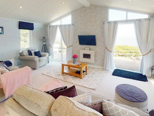Ocean Retreat Lodge