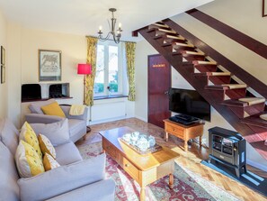 Living area - 2 bedroom accommodation in Long Compton, near Chipping Norton (Long Compton, near Chipping Norton)
