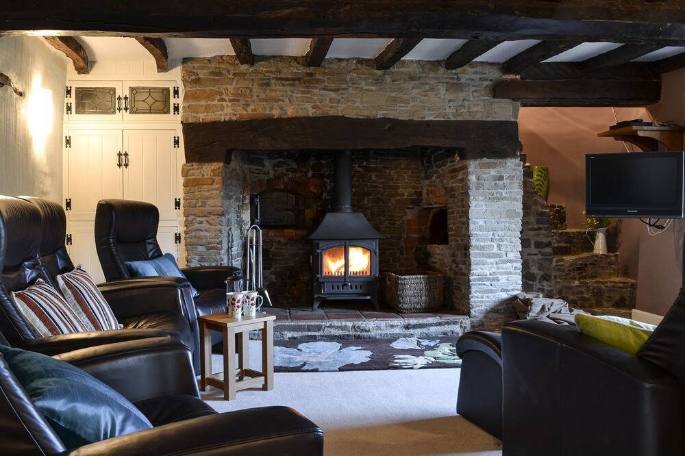 3 bedroom accommodation in Hiscott, near Barnstaple