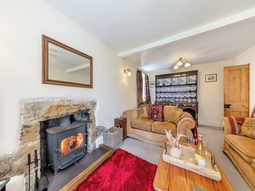3 bedroom accommodation in Tudweiliog, near Pwllheli