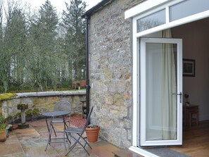Outdoor dining - 3 bedroom accommodation in Burradon, near Rothbury (Burradon, near Rothbury)