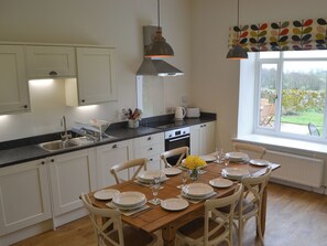 Dining - 3 bedroom accommodation in Burradon, near Rothbury (Burradon, near Rothbury)