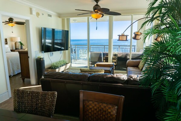 Smart TV, DVD player, books