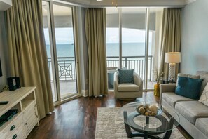 TV, DVD-spiller og bøker