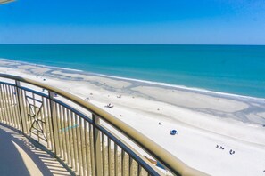 On the beach - MVG 1410 3 Bedroom 3 Bath Oceanfront Penthouse (North Myrtle Beach)