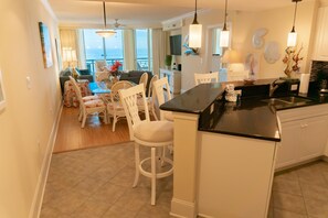 Dining - MVG 1007 3 Bedroom 3 Bath Oceanfront (North Myrtle Beach)