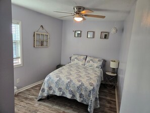 3 bedrooms, iron/ironing board, travel crib, WiFi