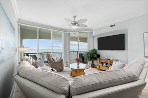 TV, DVD player, books - MVG 1411 3 Bedroom 3 Bath Oceanfront (North Myrtle Beach)