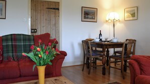 Dining - 2 bedroom accommodation in Town Yetholm, near Kelso (Town Yetholm, near Kelso)