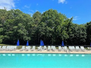 Pool - Ogunquit Beach Cottage With Resort Amenities (Wells)