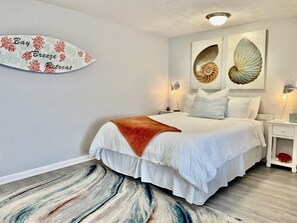 2 bedrooms, desk, iron/ironing board, travel cot