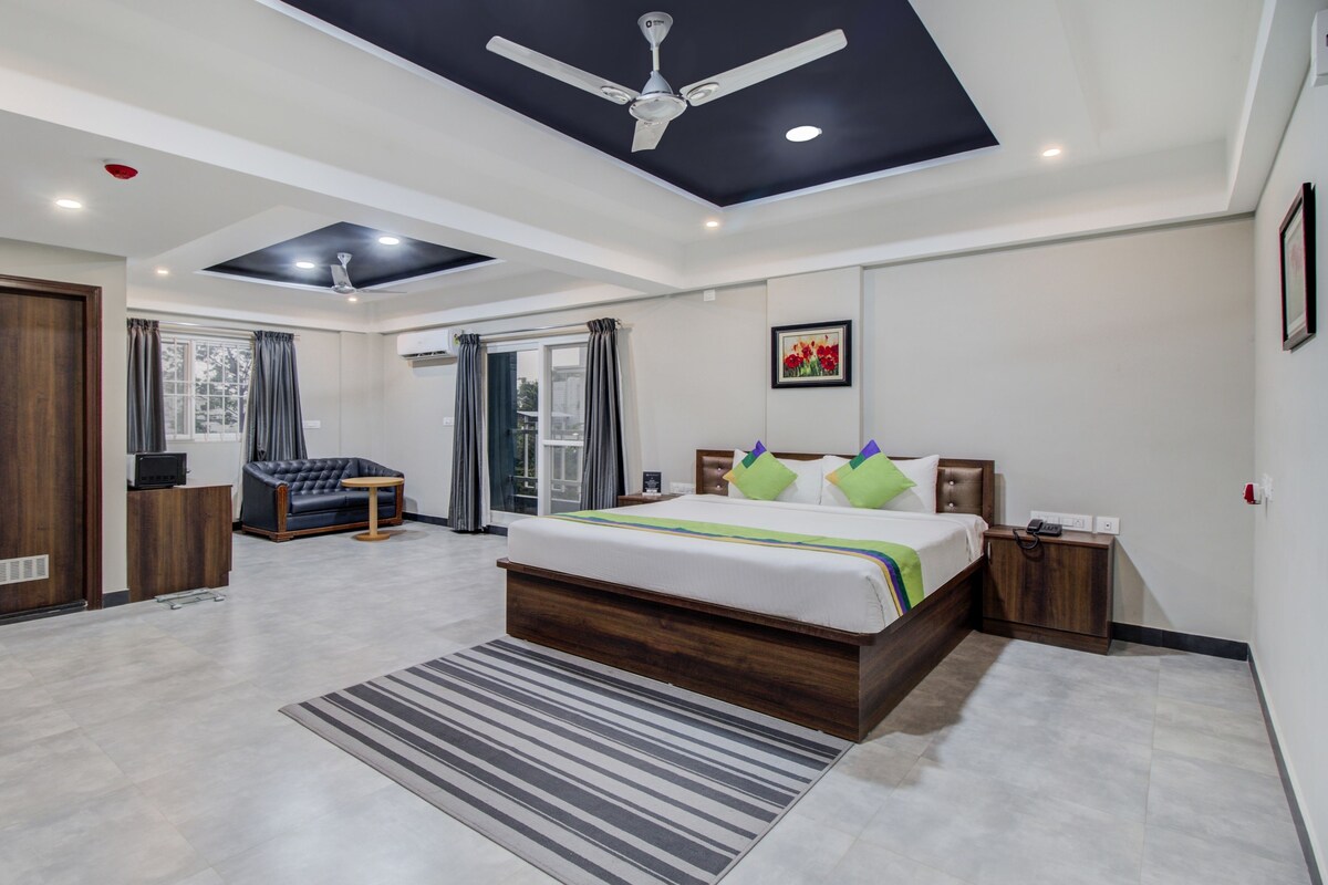Kamar Deluks | Setrika/meja setrika, tempat tidur lipat/tambahan, dan Wi-Fi gratis