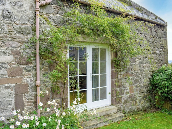 Exterior detail - 3 bedroom accommodation in St Cyrus, near Montrose (St Cyrus, near Montrose)