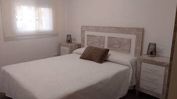 7 chambres, lit parapluie, Wi-Fi gratuit, draps fournis