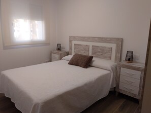 7 bedrooms, travel cot, free WiFi, bed sheets