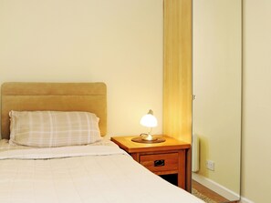 2 chambres, accès au Wi-Fi (inclus), literie fournie