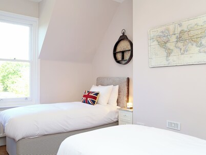 2 bedroom accommodation in Canterbury