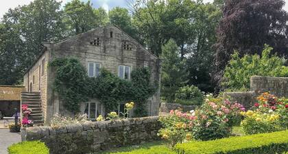 2 bedroom accommodation in Harrogate