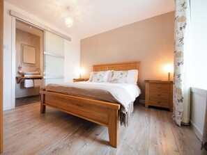 4 habitaciones, wifi gratis y ropa de cama 