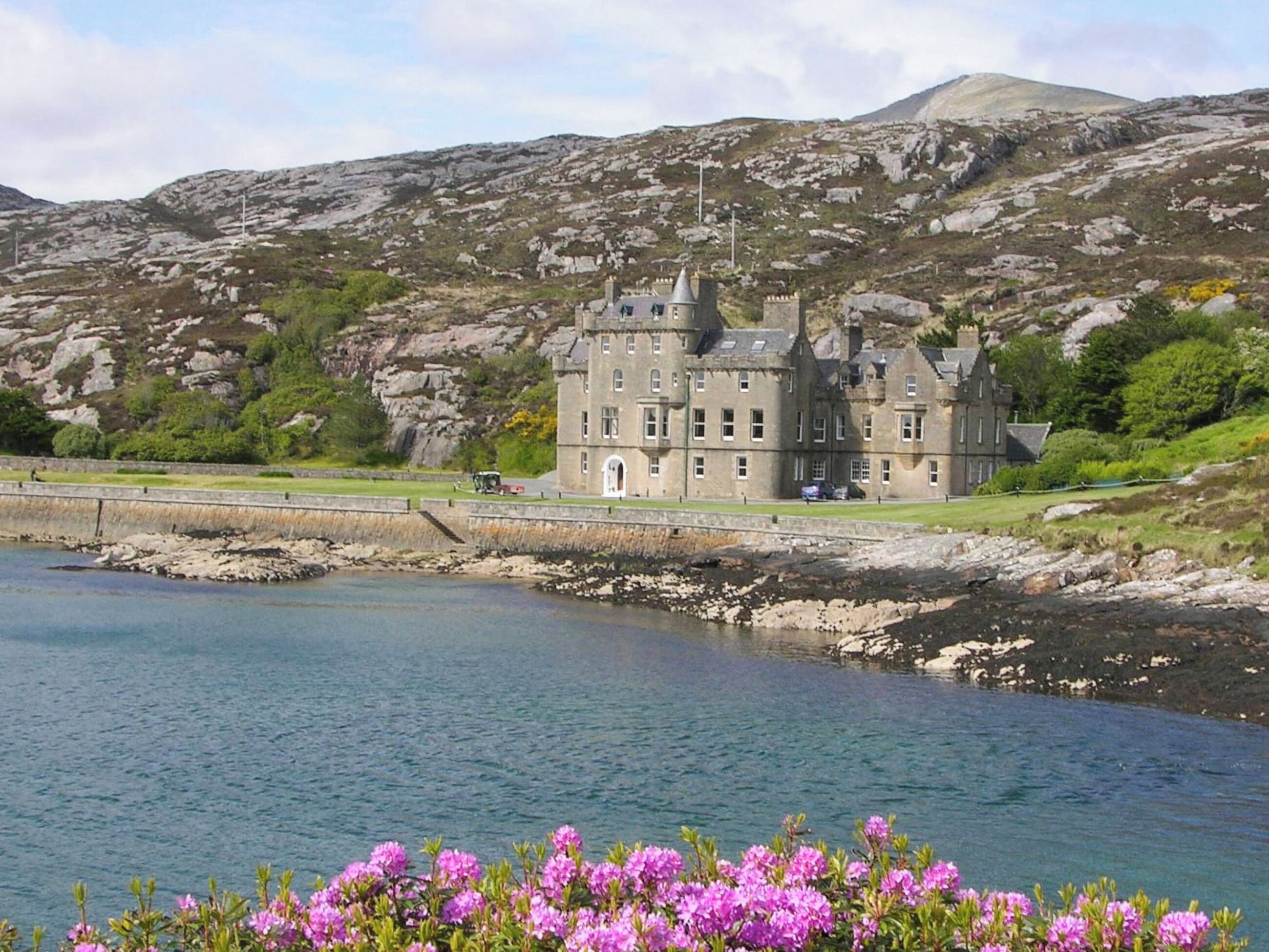 Amhuinnsuidhe Castle Estate | Dalvista Cottage, Loch Leurbost, near Stornoway, Isle of Lewis