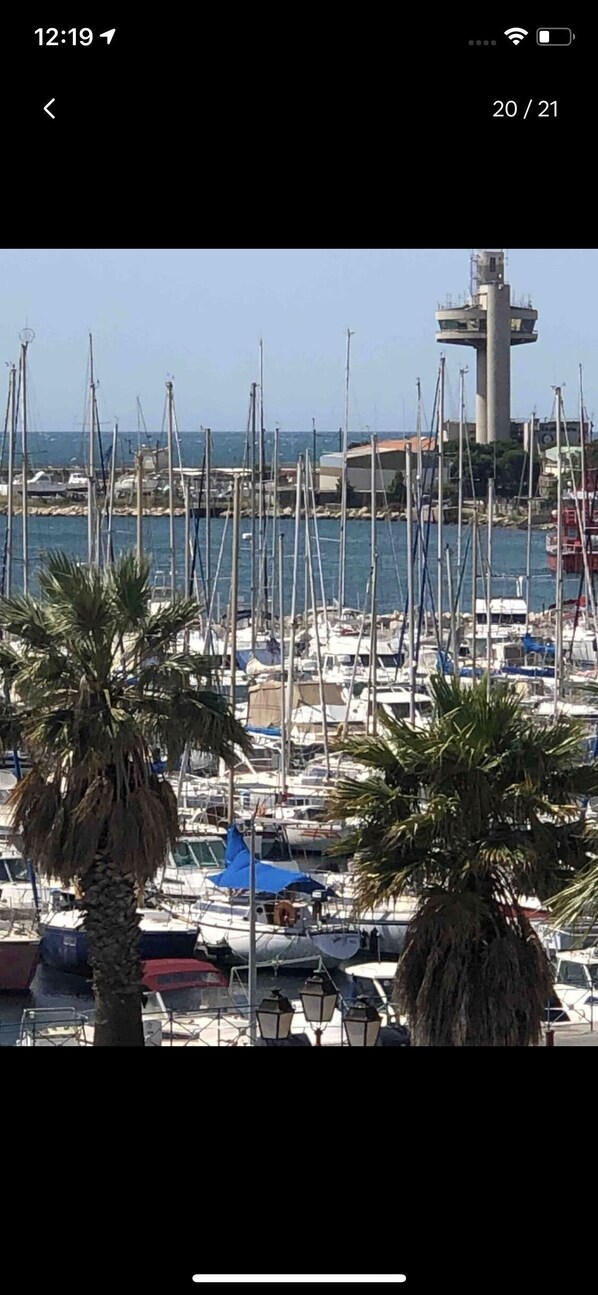 Marina - Apartment with marina and sea view (Port de bouc)