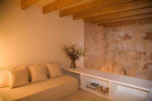 Khu tiếp khách ở sảnh