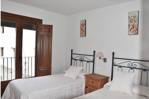 2 bedrooms