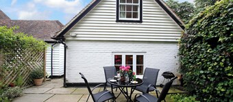 1 bedroom accommodation in Tunbridge Wells
