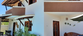 Beach House in Guarajuba, North Coast of Bahia