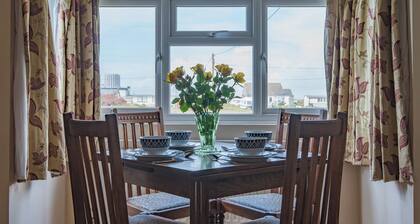 2 bedroom accommodation in Dungeness