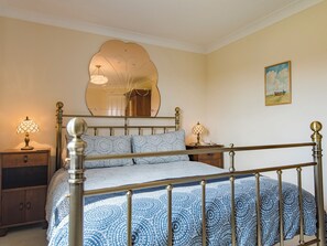 2 bedrooms, free WiFi, bed sheets - 2 bedroom accommodation in Dungeness (Dungeness)