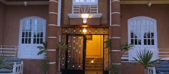 Luxor Star Apartments