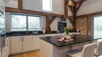 Dishwasher, high chair