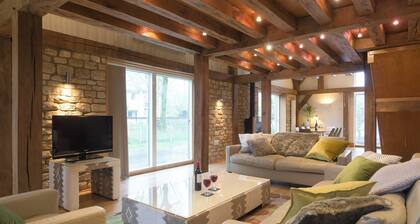 3 bedroom accommodation in Somerford Keynes, near Cirencester