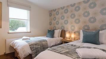 3 Schlafzimmer, kostenloses WLAN, Bettwäsche