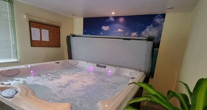 2-person "Myosotis" gite with SPA in the residence