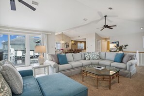 TV, fireplace, DVD player, stereo