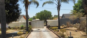 Afro Lodges and Motels