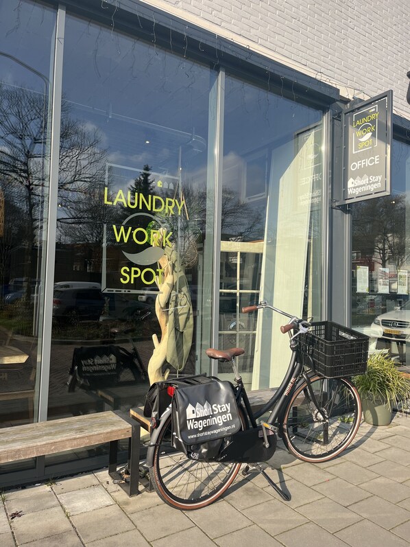 Bicycling - Short Stay Wageningen (Wageningen)